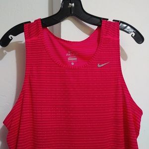 Nike dri fit tank 
Size Small
